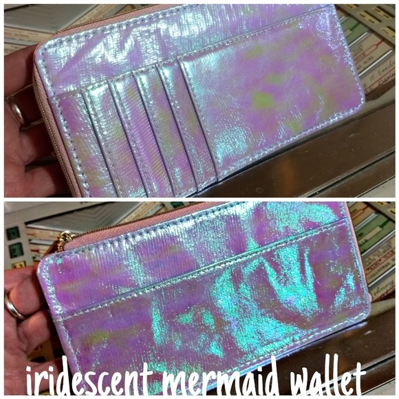 Handbags - NWOT Iridescent Mermaid Wallet